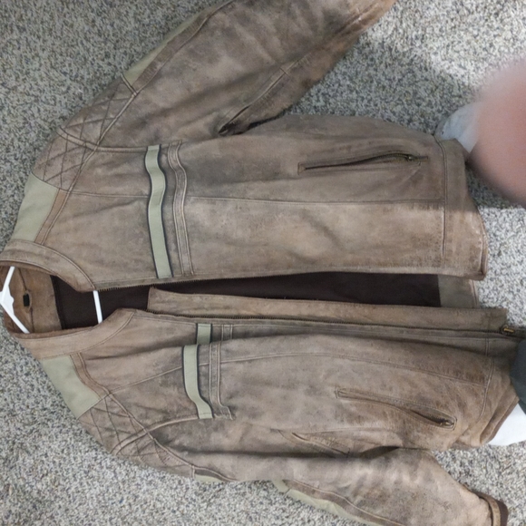 Winter designer Coats - Picture 3 of 3